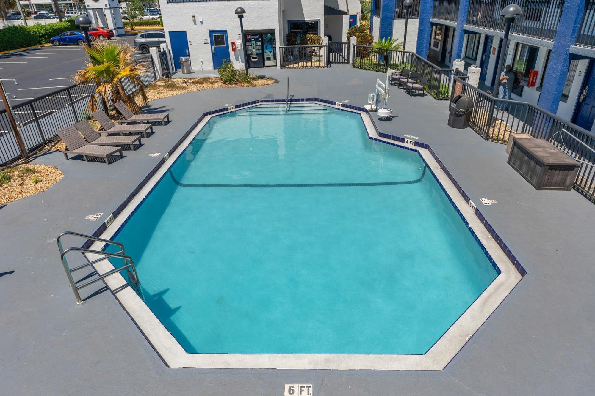 Baymont By Wyndham Orlando East Otel Alafaya Dış mekan fotoğraf