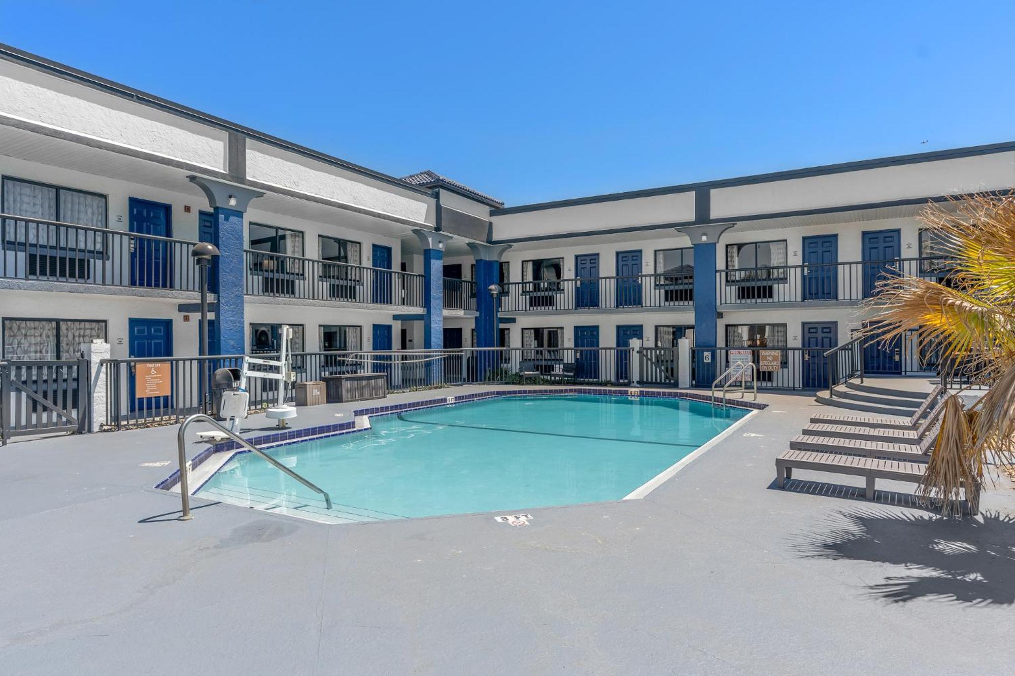 Baymont By Wyndham Orlando East Otel Alafaya Dış mekan fotoğraf