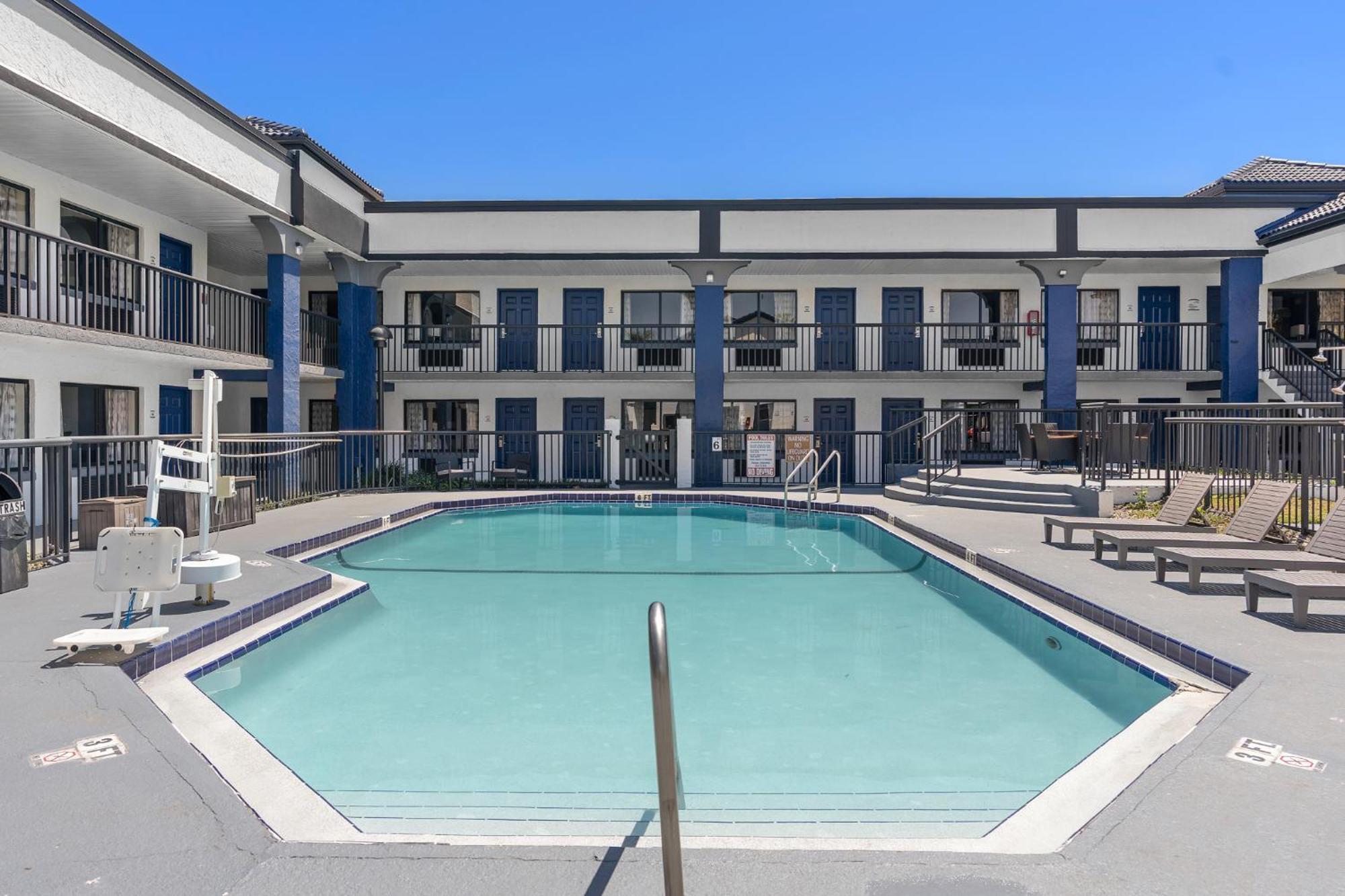 Baymont By Wyndham Orlando East Otel Alafaya Dış mekan fotoğraf